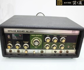 ローランドSPACE ECHOのRE-201テープエコーマシン