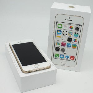 iPhone5s　16GB ドコモのアイフォン